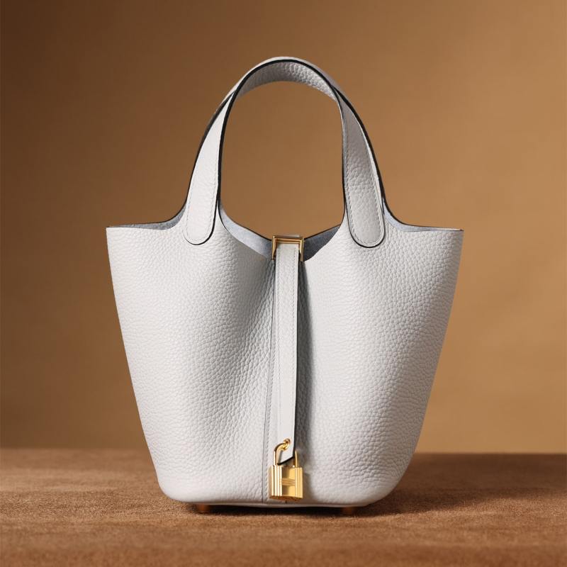 Hermès Picotin Lock 18｜聖杯藍TC皮｜金扣