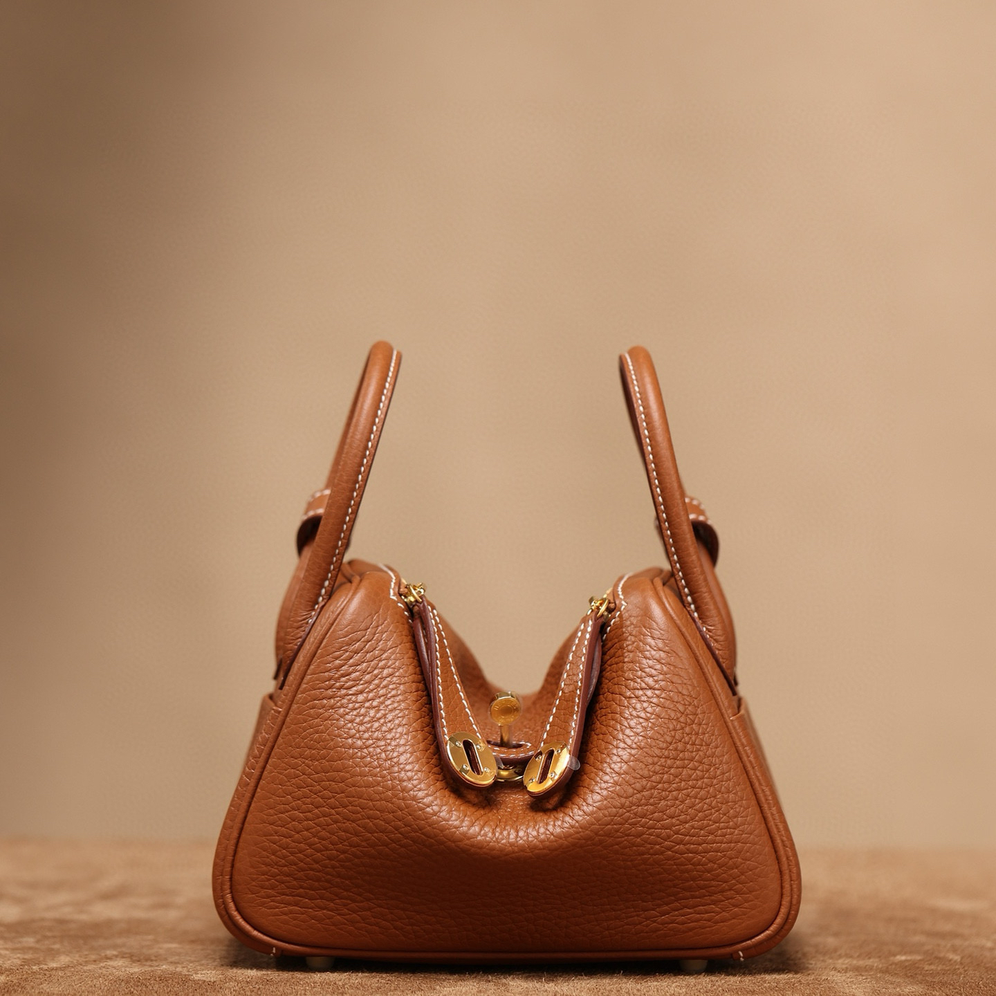 Hermes Lindy 19｜金棕色TC皮｜金扣