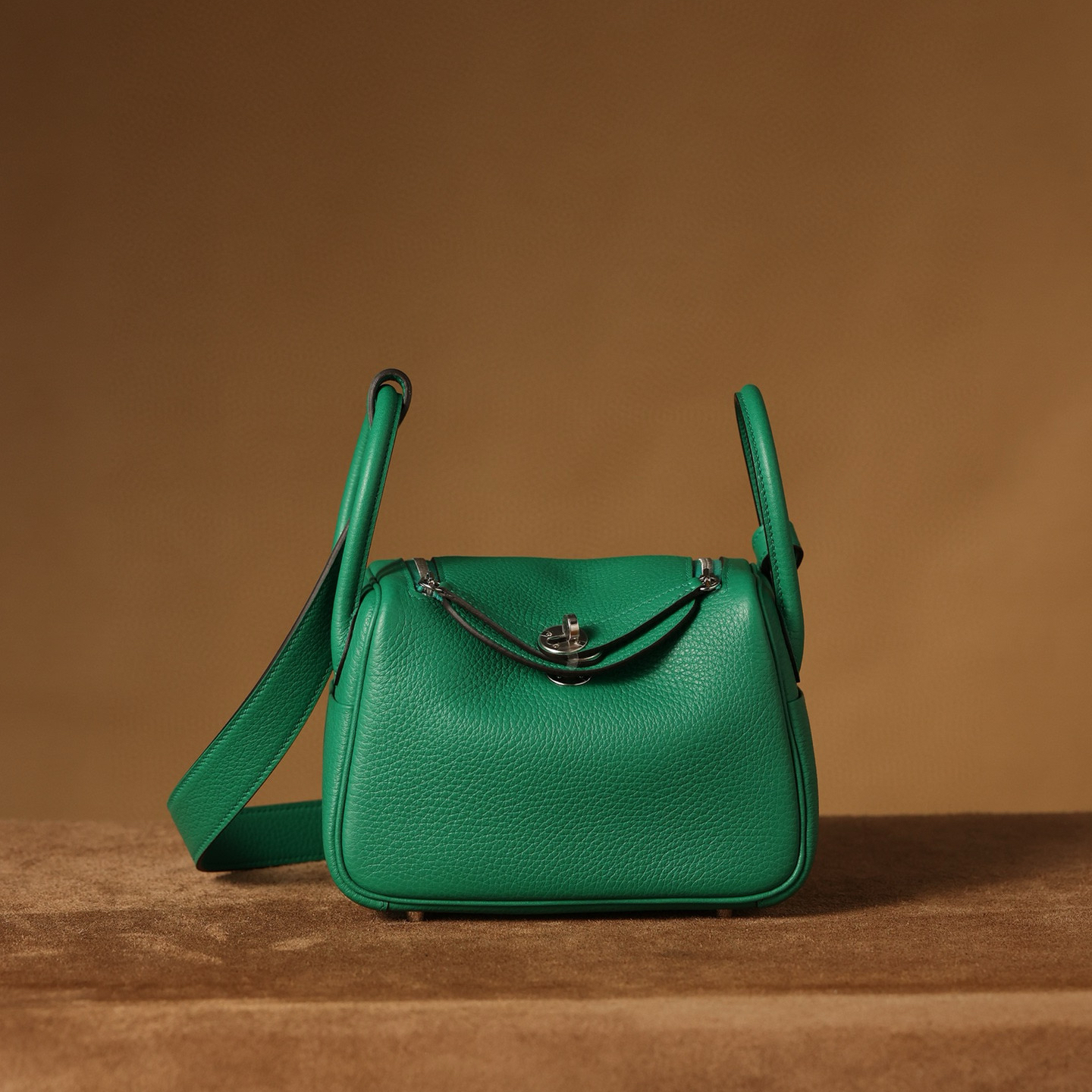 Hermes Lindy 19｜祖母綠TC皮｜銀扣