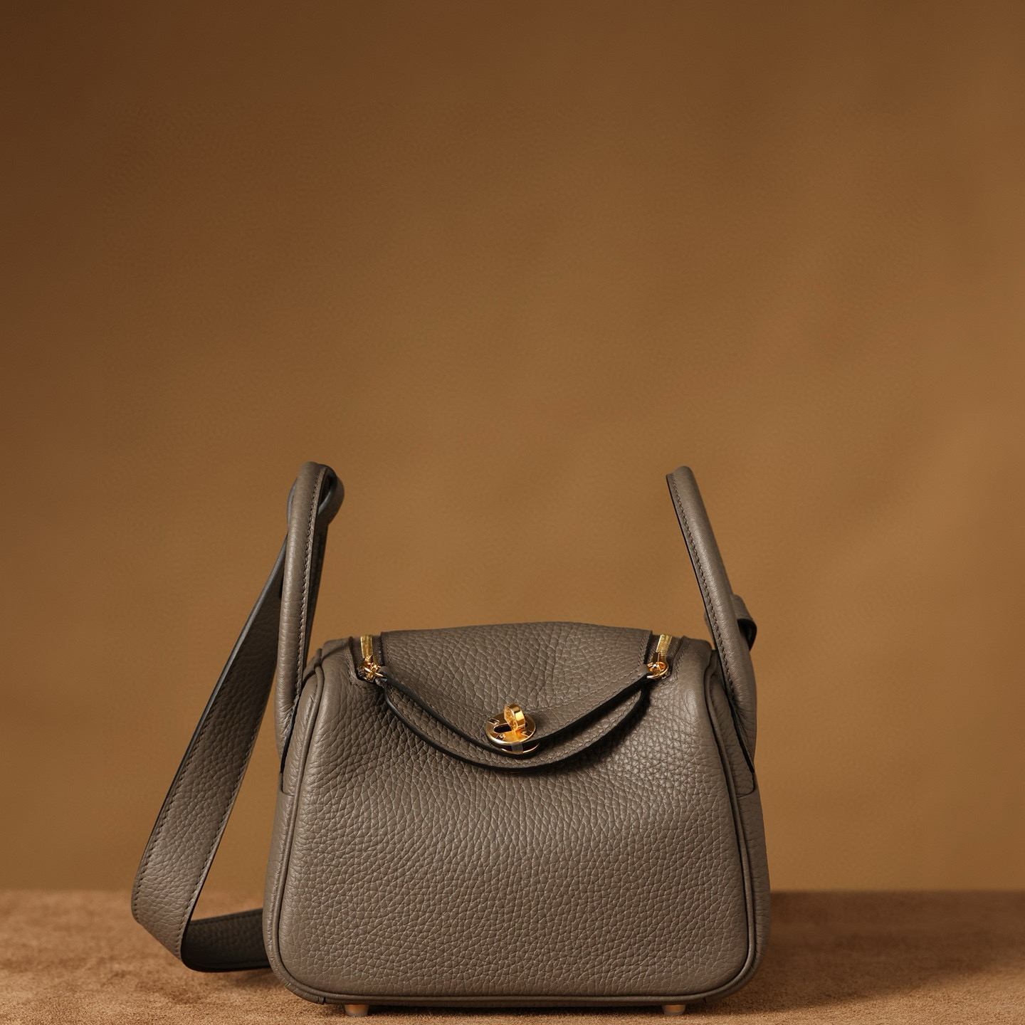 Hermes Lindy 19｜錫器灰TC皮｜金扣