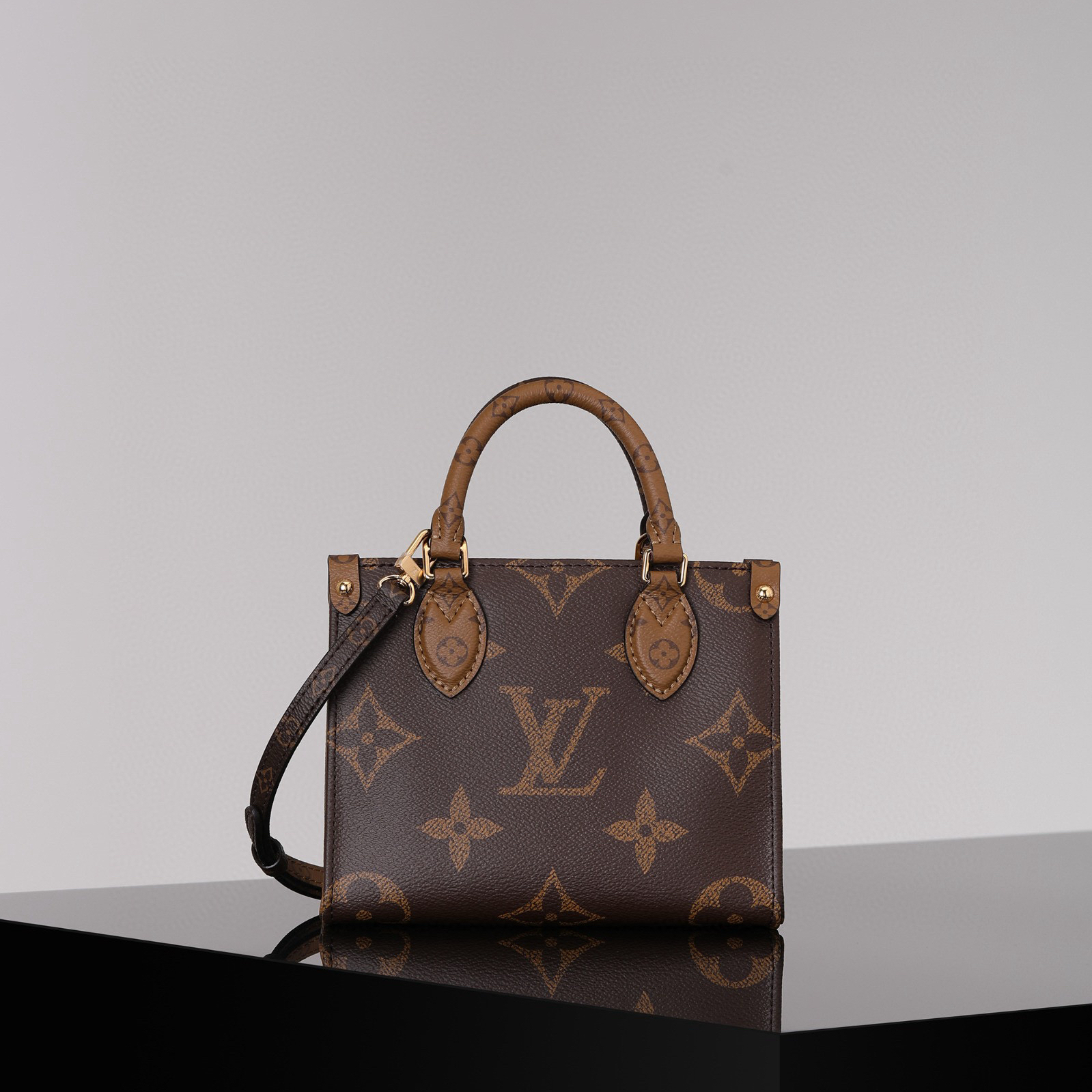 Louis Vuitton Onthego BB 系列手提包：精巧設計與實用功能的工藝對話