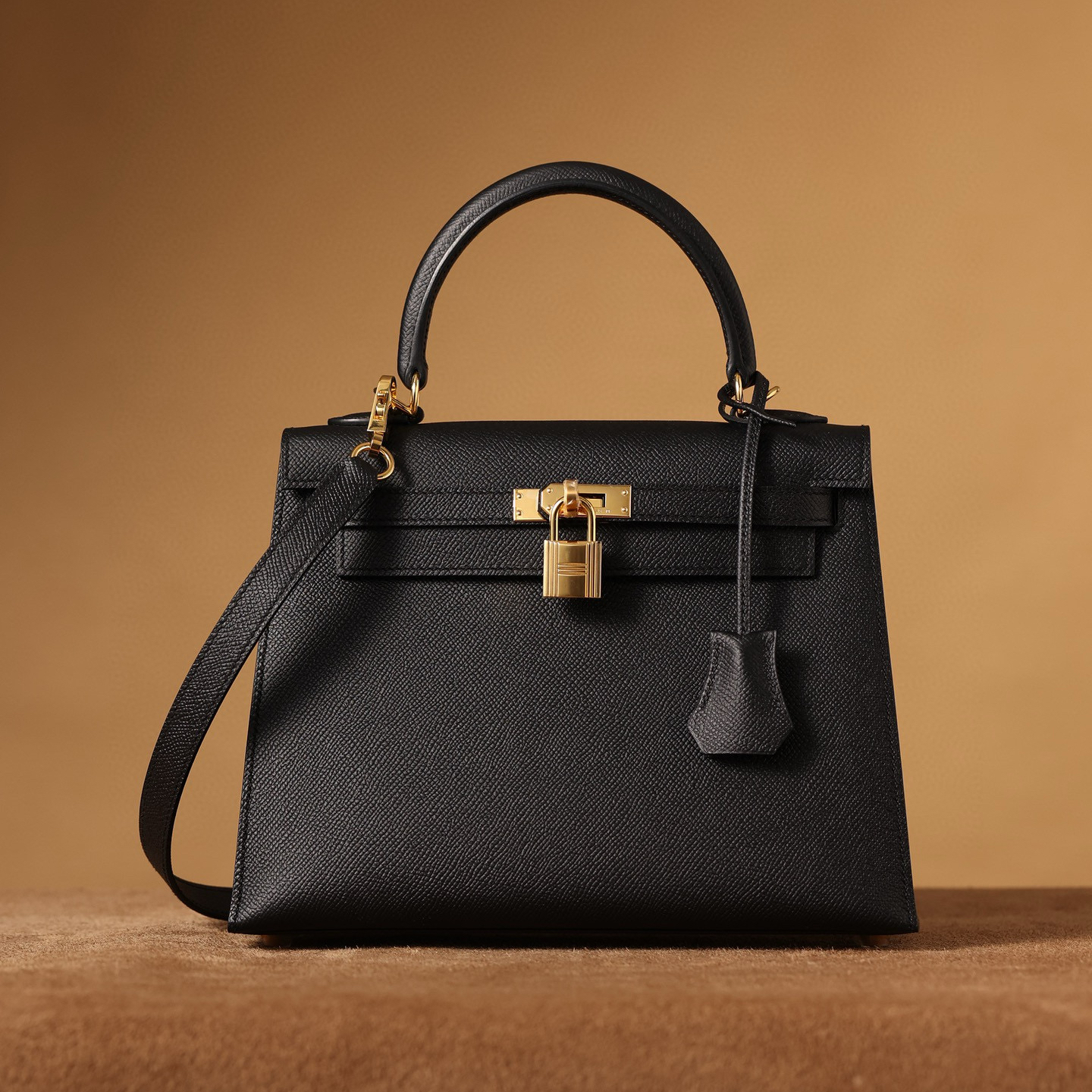 Hermès Kelly 25｜ 黑色Togo｜金扣