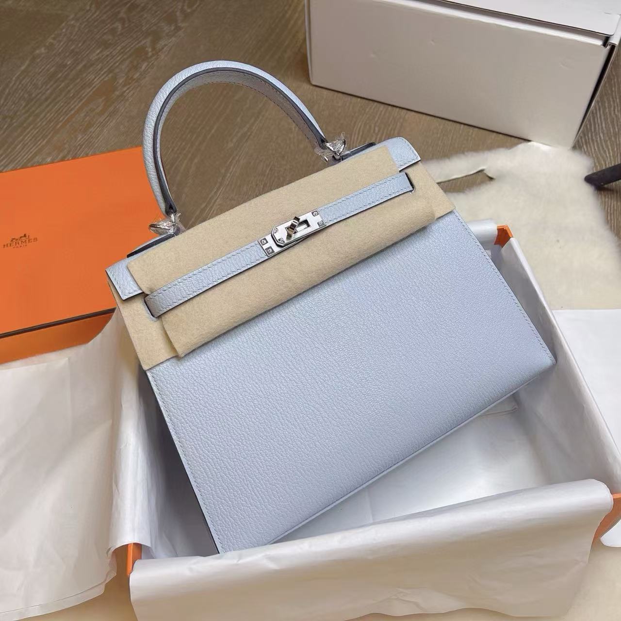 Hermès Kelly 25 ｜外縫迷霧藍Epsom｜銀扣