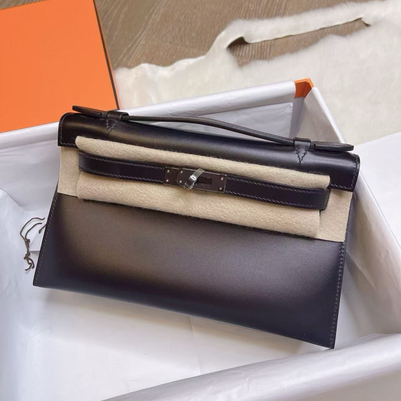 Hermès Kelly I ｜黑色Box ｜銀扣