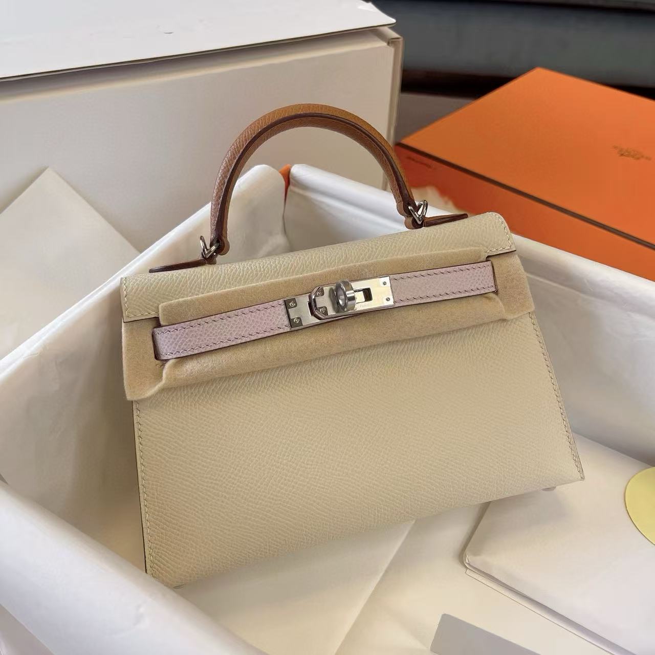 Hermès Kelly II Mini ｜奶昔白三拼Epsom｜銀扣