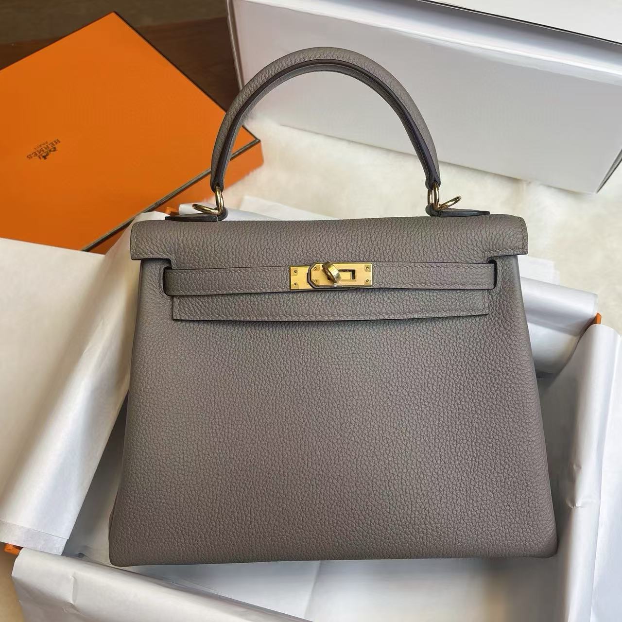 Hermès Kelly 25 ｜積雨雲灰Togo ｜金扣