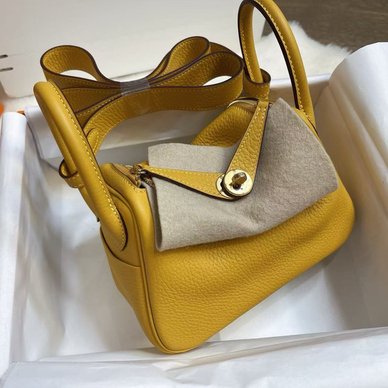 Hermès Lindy 19 | TC皮太陽黃｜金扣