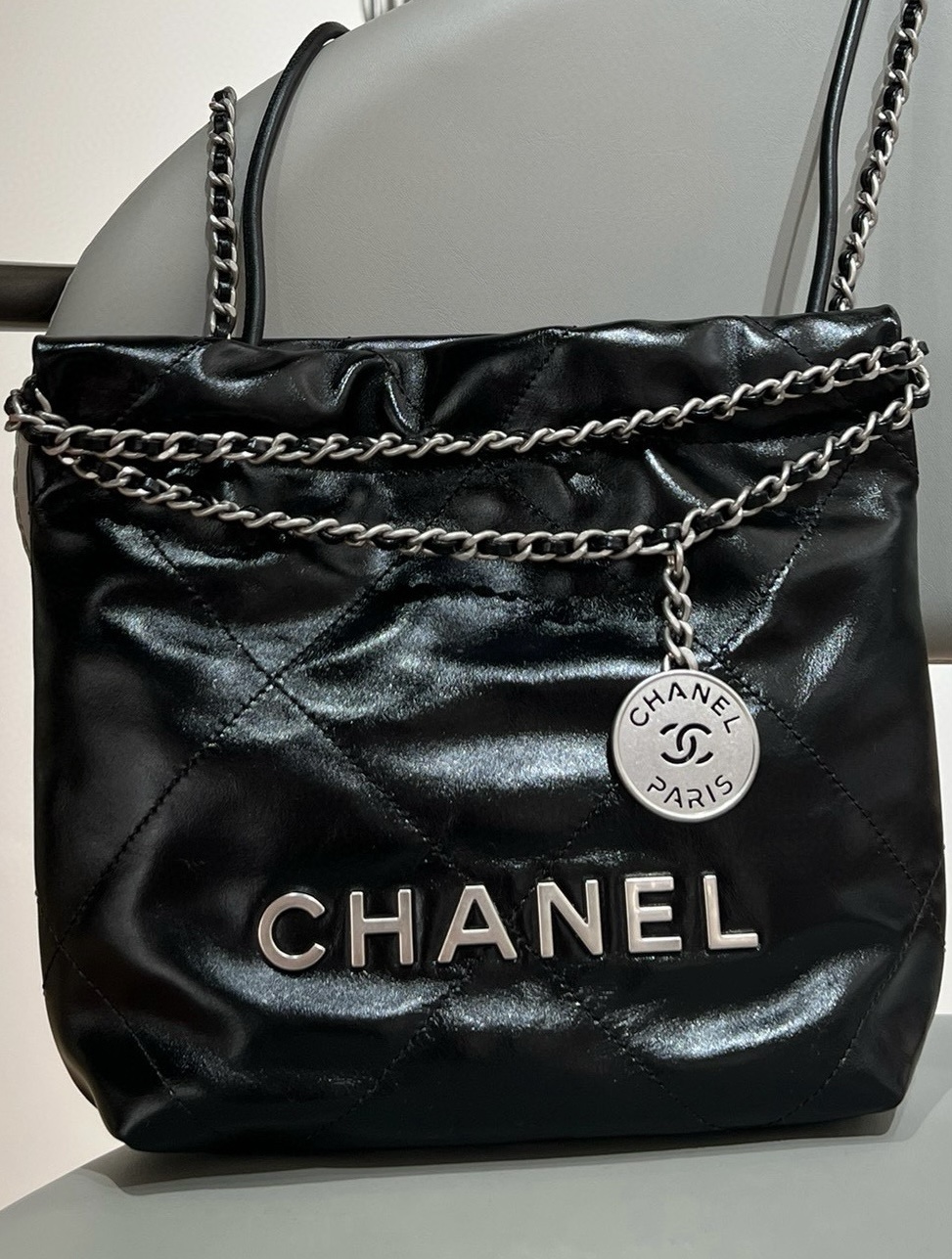 Chanel 22 Bag購物袋 黑銀迷你