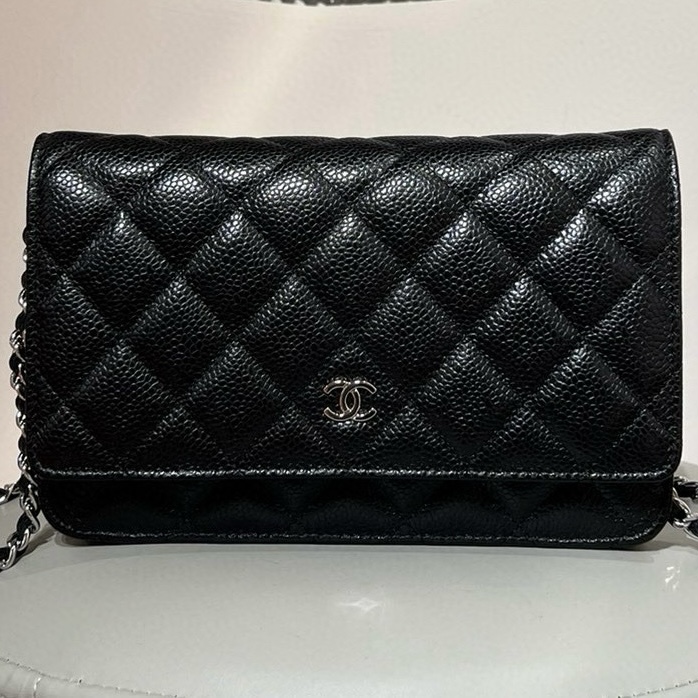 Chanel Classic WOC 黑色銀扣