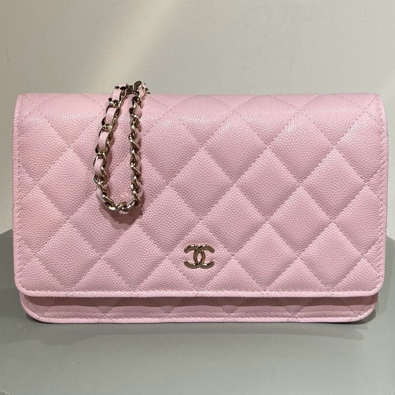 Chanel Classic WOC｜粉色 淺金扣